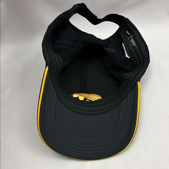 University Of Iowa Hawkeyes Youth Hat Black Nike Dri-Fit Legacy91 Cap C. Clark - Picture 6 of 8